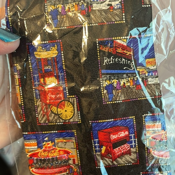 Coca Cola Vintage Made in Korea Polyester Necktie Tie Logo Fair Carnival - Picture 2 of 14